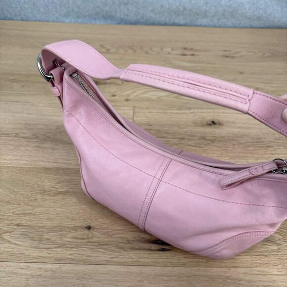 Coach Vintage Y2K Soho Hobo Crescent Bag Purse Light Pink Small Shoulder Top Zip - Picture 8 of 13